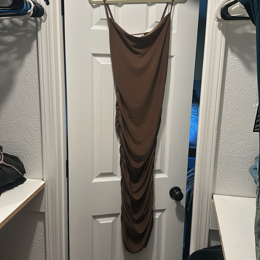 Brown Ruched Maxi Dress - Picture 5 of 9